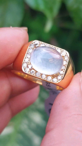 CINCIN BATU PERMATA ANGGUR BULAN CRYSTAL NATURAL ( MEWAH )