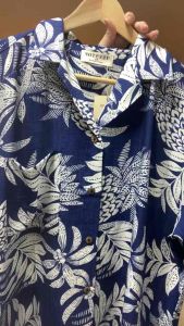 PLAY FABRIC เสื้อฮาวาย ผ้าไหมฝรั่งเศส ลายใบไม้ขาวพื้นน้ำเงิน ใส่สบาย ระบายอากาศดี ไซส์ M L XL