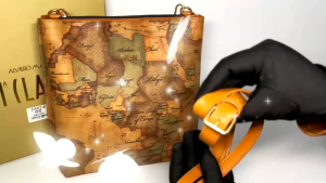 AM582 NEW ARRIVALS SLINGBAG BUCKET TCLASSIE WITH BOX WOMENBAG