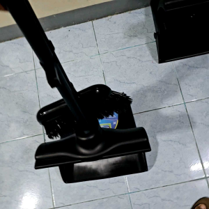 GALLERY INDUSTRIAL DUSTPAN SET HEAVY DUTY ( 1PC ONLY ) MAY GULONG