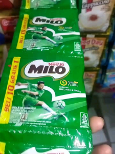 Milo Renteng Active GO Nestle Susu Bubuk Sachet 22gr isi 10 Sachet + 1 saset