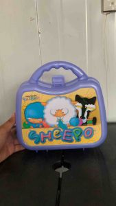UniGlobal High Quality Sheepo Lunch Box Lunch Kit Easy to Carry Lunch Box Children Friendly With Handle