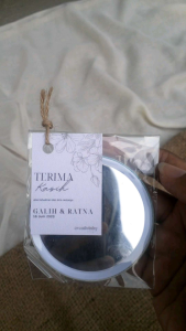 Cermin Souvenir Pernikahan Kemasan Aesthetic Ucapan Terima Kasih Kaca