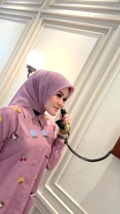 Atasan Kemeja Cewek Blouse Bermotif Kembang Cantik & Elegan
