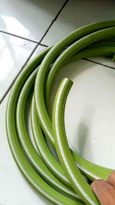 SELANG GAS TEBAL 3 LAPIS HIJAU HARGA PERMETER