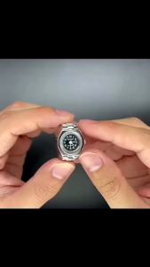 Cincin Jam /Jam cincin unik hidup sama seperti jam tangan umumnya. pria wanita cocok unik dan keren.