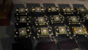 PROMO!!! KOTAK MORI PSHT MURAH Bonus Gantungan Kunci PSHT + Stiker / Kotak Mori TERBUAT DARI KAYU JATI ASLI Motif Ukir Bet Logo / Tempat Mori Psht TERMURAH / Kotak Mori Anti Rayap / Kotak Mori Kayu Jati Ukir / Kotak Box Penyimpanan / Kotak Mori Aesthetic