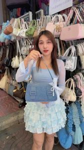 YUNABEEกระเป๋าแบรนด์แท้ #A35 รุ่นทรง Brick Bag ไซส์9.5นิ้ว เนื้อPUสวยนุ่มสุดๆดีเทลด้านหน้าแต่งเข็มขัดคู่น่ารักมาก