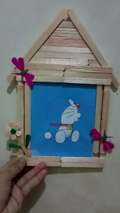 Bingkai foto dari stik es krim