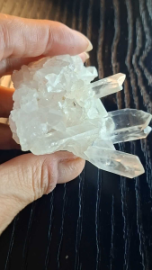 Mini Rock quartz cluster purifying energy clear points