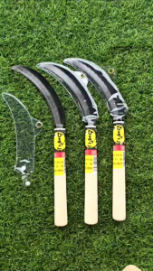 เคียวปาดจีน ด้ามไม้ ทรงปีกนกใบมีดทำจากเหล็กแมงกานีสใช้เกี่ยวหญ้า ใช้งานอเนกประสงค์