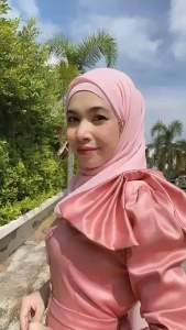 รุ่นที่1เดรสทรงหางปลา