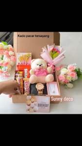 Giftbox Kado Pacar Hadiah Cewek Kado Ulang Tahun Kado Ultah Kado Anniversary Aniversari Kado Valentine Valentine Hampers Cewek Hadiwan Wanita Perempuan Buket Coklat Snack