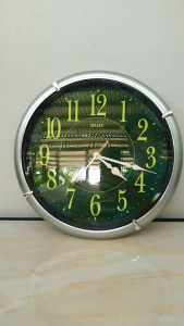 Đồng hồ treo tường phản quang DAILY 4KG686DA