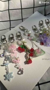 Móc khoá “The Flowers” - “The Flowers” keychain - Thiết kế bởi Ngõ bình_yên