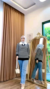 ATASAN RAJUT PREMIUM BKK: Desain & Bahan Berkualitas\\n\\n Apa Itu Atasan Rajut Premium BKK?\\n\\nAtasan rajut premium BKK adalah pakaian rajut berkualitas tinggi yang dirancang dengan desain dan bahan yang unggul. Desain atasan rajut ini menawarkan kenyamanan dan gaya yang berbeda dari pakaian rajut biasa.\\n\\n Keunggulan Desain Atasan Rajut\\n\\nAtasan rajut premium BKK memiliki keunggulan dalam hal desain. Desainnya unik dan menarik, membuat Anda terlihat lebih modis dan berkelas. Desain atasan rajut ini dapat dipadukan dengan berbagai jenis pakaian lainnya, baik itu untuk acara formal maupun kasual.\\n\\n Bahan Atasan Rajut Berkualitas\\n\\nBahan atasan rajut premium BKK adalah bahan berkualitas tinggi yang dirancang untuk memberikan kenyamanan maksimal saat dikenakan. Bahan ini juga tahan lama dan mudah dicuci, sehingga Anda tidak perlu khawatir tentang perawatannya.\\n\\n Gaya Desain Atasan Rajut\\n\\nGaya desain atasan rajut premium BKK sangat beragam, mulai dari gaya formal hingga kasual. Anda dapat memilih desain yang sesuai dengan selera dan kebutuhan Anda. Beberapa contoh gaya desain atasan rajut yang ditawarkan antara lain:\\n\\n- Desain atasan rajut dengan kerah berdiri\\n- Desain atasan rajut dengan lengan panjang atau pendek\\n- Desain atasan rajut dengan detail bordir atau renda\\n\\n Mengapa Memilih Atasan Rajut Premium BKK?\\n\\nAda beberapa alasan mengapa Anda harus memilih atasan rajut premium BKK sebagai pilihan pakaian Anda:\\n\\n Kenyamanan Pakaian Rajut Musim Dingin\\n\\nAtasan rajut premium BKK dirancang khusus untuk memberikan kenyamanan maksimal saat dikenakan di musim dingin. Bahan berkualitas tinggi yang digunakan membuat atasan ini hangat dan nyaman untuk dipakai.\\n\\n Nilai Tambah Desain & Bahan\\n\\nSelain kenyamanan, atasan rajut premium BKK juga menawarkan nilai tambah dalam hal desain dan bahan. Desain unik dan bahan berkualitas tinggi membuat atasan ini menjadi pilihan yang tepat bagi Anda yang ingin tampil modis dan berkelas.\\n\\n Cara Memilih Atasan Rajut Premium BKK yang Tepat\\n\\nBerikut beberapa tips untuk memilih atasan rajut premium BKK yang tepat:\\n\\n Tips Memilih Desain Atasan Rajut\\n\\nPilih desain atasan rajut yang sesuai dengan selera dan kebutuhan Anda. Anda dapat memilih desain formal atau kasual, tergantung pada acara atau kesempatan yang akan Anda hadiri.\\n\\n Tips Memilih Bahan Atasan Rajut\\n\\nPastikan bahan atasan rajut yang Anda pilih adalah bahan berkualitas tinggi yang nyaman untuk dikenakan. Anda dapat memeriksa label bahan atau bertanya kepada penjual tentang bahan yang digunakan.\\n\\n Memilih Gaya Desain Atasan Rajut yang Tepat\\n\\nPilih gaya desain atasan rajut yang sesuai dengan selera dan kebutuhan Anda. Anda dapat memilih gaya formal atau kasual, tergantung pada acara atau kesempatan yang akan Anda hadiri.\\n\\nDengan mempertimbangkan tips di atas, Anda dapat memilih atasan rajut premium BKK yang tepat untuk Anda. Selamat mencoba dan semoga berhasil!\"