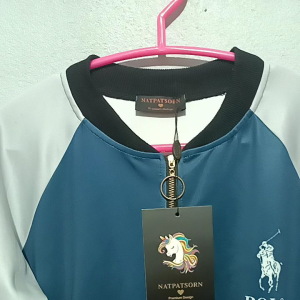 เสื้อแขนยาว อก38-42ใส่ใด้จ้า มีตำหนิ ซักออกจ้า