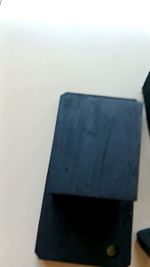 KARET STOPER MITSHUBTSHI RAGASA DEPAN LH/RH BELAKANG BAN 1PCS