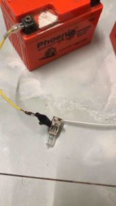 Bóng đèn chân H3 12 vol 55W  24 vol 70w ( halogen ánh sáng vàng )