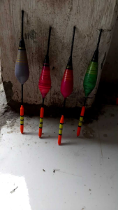 pelampung pancing anti badai 10cm