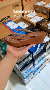 LOZTA Sandal Jepit Wanita Wedges Tebal Karet Empuk Flip 01 Series