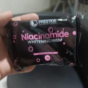 NIACINAMIDE WHITENING SOAP by prestige international