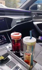 折叠吸管水杯 (800ml)  Folding Straw Cup喜欢喝茶的可有口福了😍，这个折叠吸管杯可茶水分离👍🏻，再也不怕喝到茶渣了‼️放点水果，枸杞，玫瑰花棒棒的#升级版大容量800ml