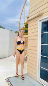 BHUSANAKAN SWIMWEAR ชุดว่ายน้ำ บิกินี่ แบบผูกคอ สีสันสดใส หลากสี ต้อนรับซัมเมอร์ 2024 ได้รับแรงแรงบันดาลใจจากสีของนก Gouldian Finch นกน้อยสีสดหลากสี