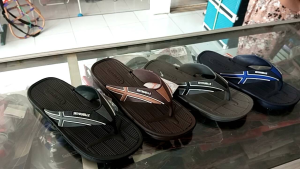 SK185 Sandal karet skyrublle SL 405 Japit pria 39-44