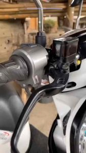 MASTER REM KANAN TABUNG OVAL N TABUNG KOTAK BR3MMB0 UNIVERSAL SEMUA JENIS MOTOR