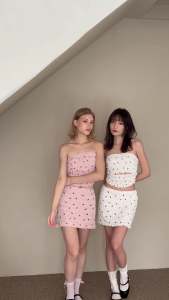 MIST OF RAIN Sydney Top (White Pink) - เกาะอก ผ้าลายโบว์