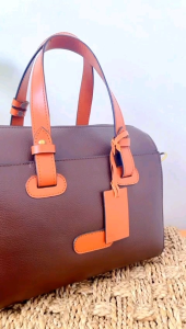 TAS RAHEAL & TAS SELEMPANG WANITA KULIT ASLI