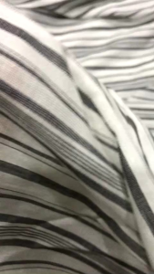 vải  kate sọc ngang màu xám _( khổ 1m4) mỏng nhẹ may đầm váy áo kiểu vv