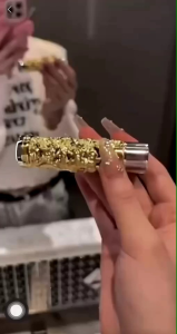 สินค้าไม่มีสารไวไฟ 3 ประเภท พร้อมส่ง: ไฟแช็คแฟชั่น 30ใบ 50-300V สีแดง 100บาท