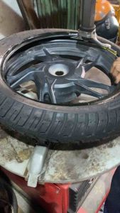 Vỏ michelin không ruột bao bì nilong city extra xe tay ga xe số nhập khẩu thái lan indo không trơn trượt chống đinh