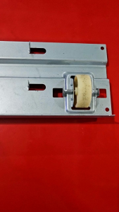 DUDUKAN KOMPRESOR SHOWCASE POLYTRON ORIGINAL DN 37D780 BELAKANG