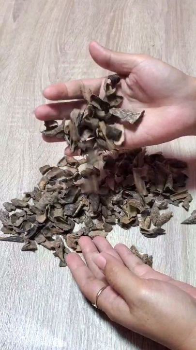 ไม้หอม​ ไม้​กฤษณา​ ไม้หัวตราด​ (Trat Agarwood​ Chips​)​