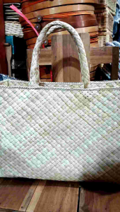 tas pandan wanita - tas tangan pandan - tas anyaman - tas alami aesthetic
