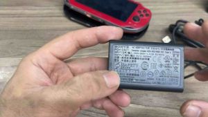 Bộ Cáp Sạc Chính Hãng Dành Cho Máy Chơi Game  PS Vita 1000 / PS Vita 2000