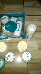 Sepaket Cream Flek & Serum Skincare Set-Toner Day Night Sabun Serum