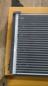 EVAPORATOR SPLASH AC MOBIL: PERAWATAN DAN PERBAIKAN\\n\\n Apa itu Evaporator Splash AC Mobil?\\nEvaporator splash AC mobil adalah komponen penting dari sistem pendingin udara (AC) mobil. Fungsinya adalah untuk mengubah freon cair menjadi gas, sehingga udara yang dihasilkan menjadi dingin dan segar. Evaporator splash AC mobil terdiri dari beberapa komponen utama, seperti pipa evaporator, kipas udara, dan saluran pendingin.\\n\\n Fungsi Evaporator Splash AC Mobil\\nEvaporator splash AC mobil memiliki fungsi penting dalam sistem AC mobil. Berikut adalah beberapa fungsi utama evaporator splash AC mobil:\\n\\n* Mengubah freon cair menjadi gas, sehingga udara yang dihasilkan menjadi dingin dan segar.\\n* Menjaga suhu ruangan mobil tetap nyaman dengan mengeluarkan udara dingin.\\n* Membantu menjaga kualitas udara di dalam mobil dengan menyaring debu dan kotoran.\\n\\n Komponen Evaporator Splash AC Mobil\\nBerikut adalah beberapa komponen utama evaporator splash AC mobil:\\n\\n* Pipa evaporator: Komponen ini berfungsi sebagai saluran untuk freon cair yang akan diubah menjadi gas.\\n* Kipas udara: Kipas udara berfungsi untuk mengalirkan udara ke dalam mobil dan membantu proses penguapan freon.\\n* Saluran pendingin: Saluran pendingin berfungsi untuk mengalirkan udara dingin ke dalam mobil.\\n\\n Cara Perawatan Evaporator Splash AC Mobil\\nPerawatan evaporator splash AC mobil sangat penting untuk menjaga kinerjanya tetap optimal. Berikut adalah langkah-langkah perawatan evaporator splash AC mobil:\\n\\n* Pastikan sistem AC mobil Anda selalu dalam keadaan bersih dan bebas dari kotoran.\\n* Lakukan pemeriksaan rutin pada sistem AC mobil Anda untuk memastikan tidak ada kerusakan atau kebocoran.\\n* Ganti filter AC mobil Anda secara rutin untuk menjaga kualitas udara di dalam mobil.\\n\\nBerikut adalah beberapa tips untuk menghindari kerusakan evaporator splash AC mobil:\\n\\n* Jangan biarkan sistem AC mobil Anda beroperasi terlalu lama tanpa istirahat.\\n* Jangan gunakan AC mobil Anda pada suhu yang terlalu rendah, karena hal ini dapat menyebabkan kerusakan pada sistem AC mobil.\\n* Jangan biarkan sistem AC mobil Anda beroperasi ketika mobil sedang berhenti, karena hal ini dapat menyebabkan kerusakan pada sistem AC mobil.\\n\\n Cara Perbaikan Evaporator Splash AC Mobil\\nJika evaporator splash AC mobil Anda mengalami kerusakan, Anda perlu melakukan perbaikan segera. Berikut adalah langkah-langkah perbaikan evaporator splash AC mobil:\\n\\n* Identifikasi masalah yang terjadi pada evaporator splash AC mobil Anda.\\n* Ganti komponen yang rusak atau bocor dengan suku cadang AC mobil yang sesuai.\\n* Lakukan pemeriksaan ulang pada sistem AC mobil Anda untuk memastikan tidak ada masalah lain yang terjadi.\\n\\nBerikut adalah beberapa suku cadang AC mobil yang dibutuhkan untuk perbaikan evaporator splash AC mobil:\\n\\n* Pipa evaporator baru\\n* Filter AC mobil baru\\n* Sistem pendingin udara baru\\n\\n Aksesoris AC Mobil yang Mendukung Evaporator Splash AC Mobil\\nAda beberapa aksesoris AC mobil yang dapat mendukung kinerja evaporator splash AC mobil Anda. Berikut adalah beberapa rekomendasi aksesoris AC mobil:\\n\\n* Filter AC mobil: Filter AC mobil berfungsi untuk menyaring debu dan kotoran di udara yang masuk ke dalam mobil.\\n* Penyegel AC mobil: Penyegel AC mobil berfungsi untuk mencegah kebocoran pada sistem AC mobil Anda.\\n* Pengering AC mobil: Pengering AC mobil berfungsi untuk menghilangkan kelembaban pada sistem AC mobil Anda.\\n\\nBerikut adalah beberapa keuntungan menggunakan aksesoris AC mobil:\\n\\n* Meningkatkan kualitas udara di dalam mobil\\n* Mencegah kerusakan pada sistem AC mobil\\n* Membantu menjaga suhu ruangan mobil tetap nyaman\n}