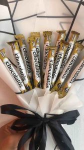 BUKET GHADIAH CHOCOLATOS ISI 12 KERTAS PUTIH UKURAN SEDANG