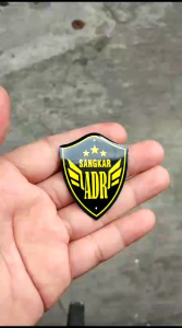 logo sangkar custom lapis resin100biji+baut tinggal pasang.