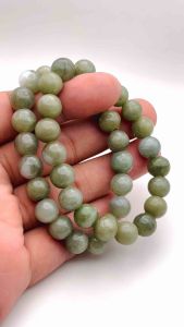 ข้อมือหยกพม่าแท้ ขนาด 10 มิล หยกแท้