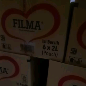 FILMA 2L 1 DUS ISI 6 POUCH: Kemasan Optimal untuk Produk Anda