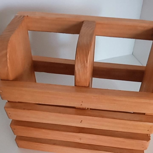 Tempat SendokGarpudan Pisau