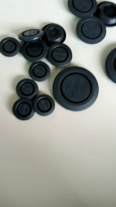 Karet Tutup Lubang Lantai Body Mobil Universal Ori Harga 1 PC