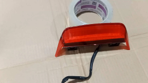 Lampu stoplamp yang nempel di behel belakang yamaha F1ZR