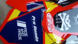 (COD) Decal stiker motor honda crf 150l premium super gloosy premium variasi list stiker semifull