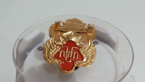 Bros Hobo lambang Keraton Yogyakarta Radyo Laksono Kuningan Sepuh Emas